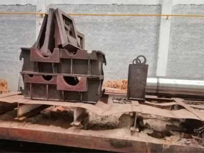 特大型打砂設備，對所有特大型金屬件表面打砂清除表面雜質