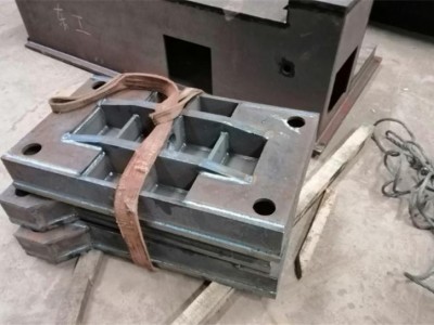 特大型打砂設備，對所有特大型金屬件表面打砂清除表面雜質